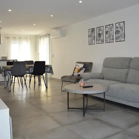 4 Personnes * Sainte-Florine